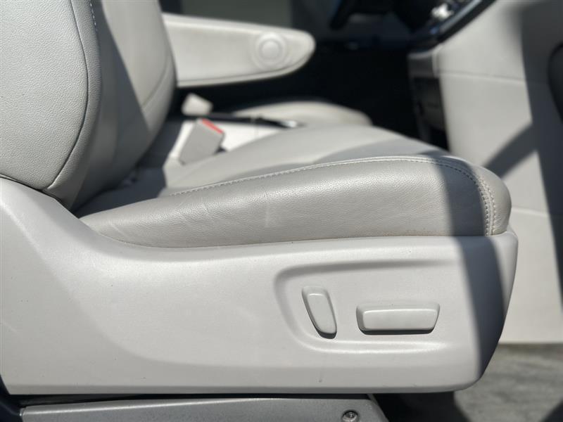 used 2017 Toyota Sienna car