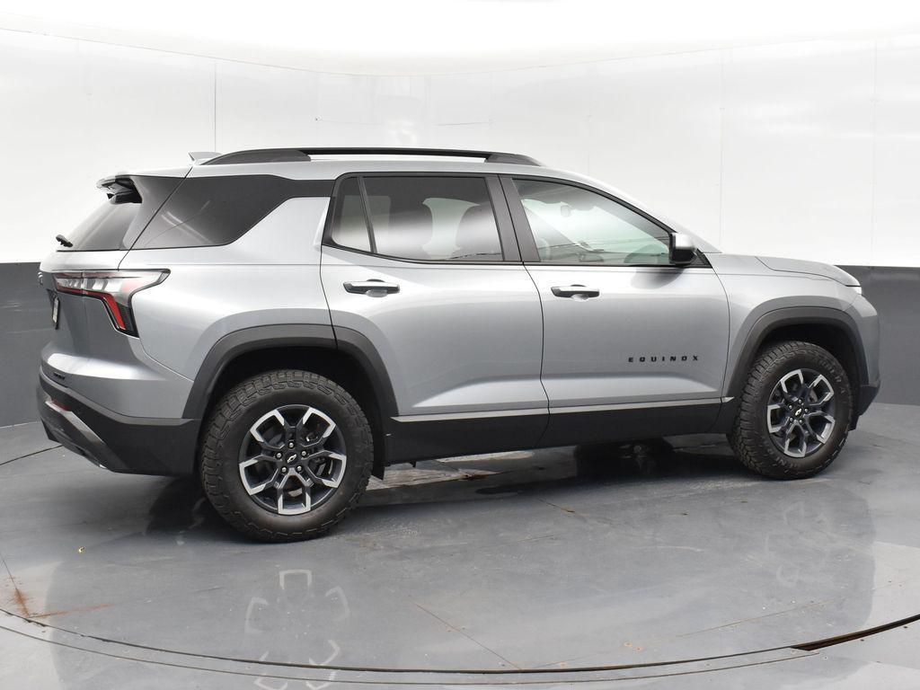 used 2025 Chevrolet Equinox car, priced at $30,193