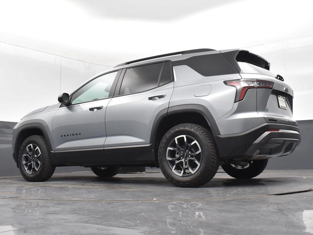 used 2025 Chevrolet Equinox car, priced at $30,193