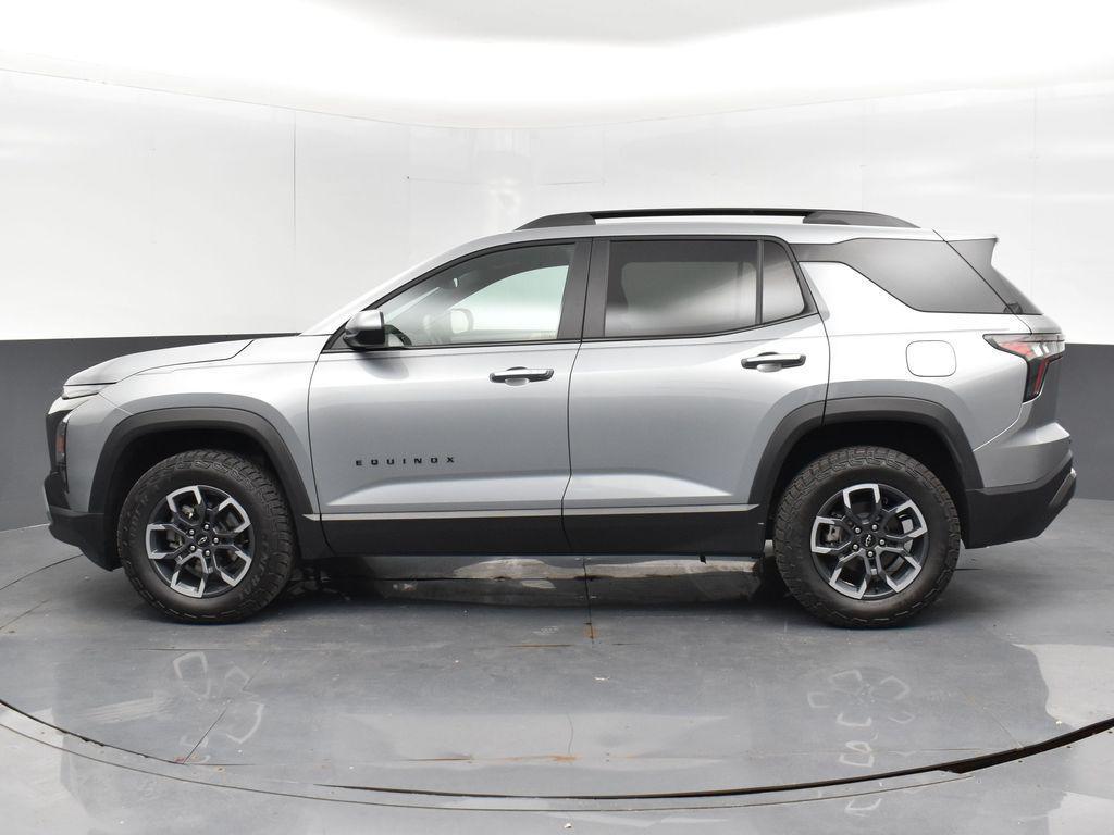 used 2025 Chevrolet Equinox car, priced at $30,193