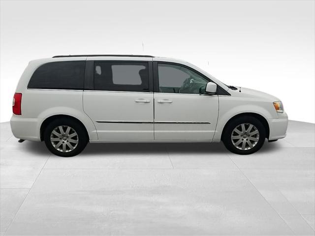 used 2014 Chrysler Town & Country car, priced at $7,550