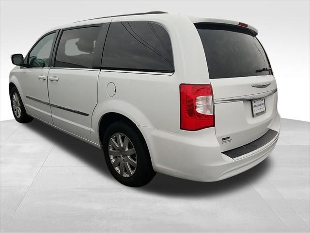 used 2014 Chrysler Town & Country car, priced at $8,800