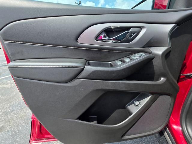 used 2019 Chevrolet Traverse car, priced at $22,506