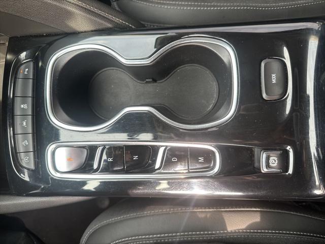 used 2022 Buick Envision car, priced at $27,499