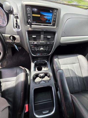 used 2019 Dodge Grand Caravan car, priced at $15,382