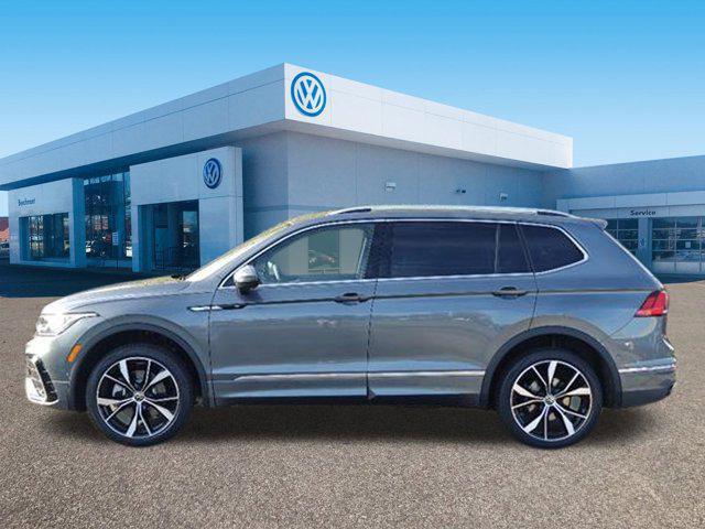 new 2024 Volkswagen Tiguan car, priced at $39,389