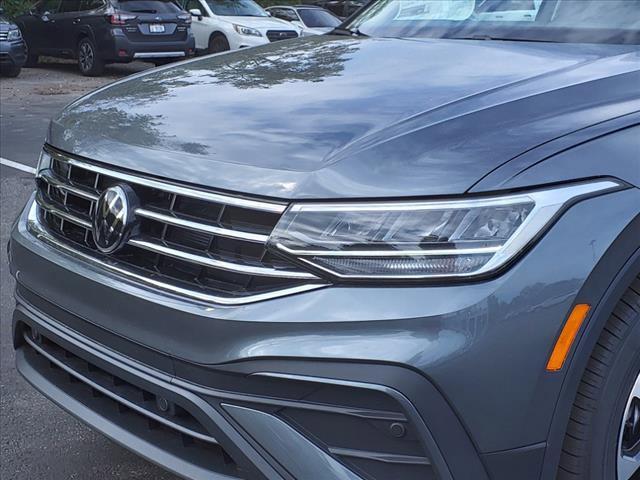 new 2024 Volkswagen Tiguan car, priced at $29,980