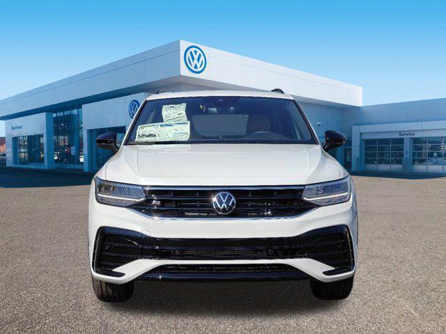 new 2024 Volkswagen Tiguan car, priced at $37,716