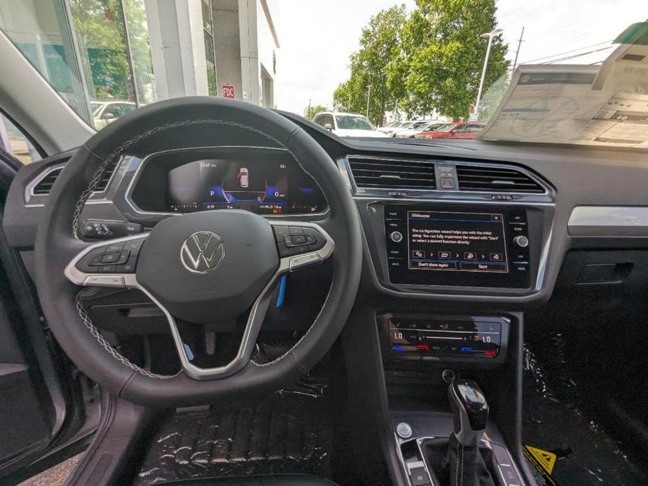 new 2024 Volkswagen Tiguan car, priced at $33,897