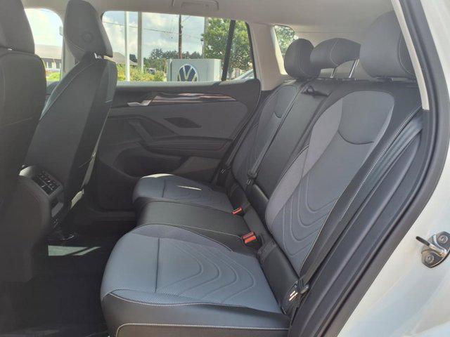 new 2025 Volkswagen Tiguan car, priced at $34,660