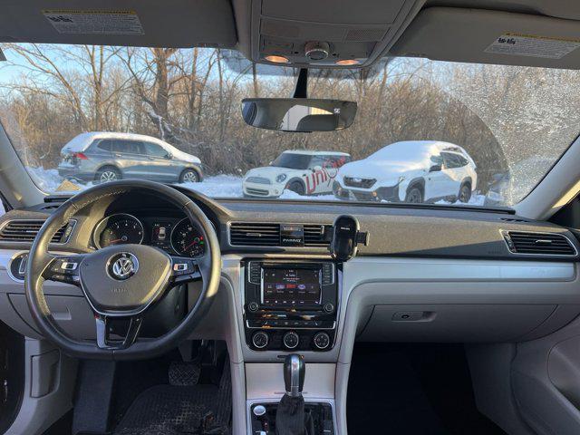 used 2019 Volkswagen Passat car