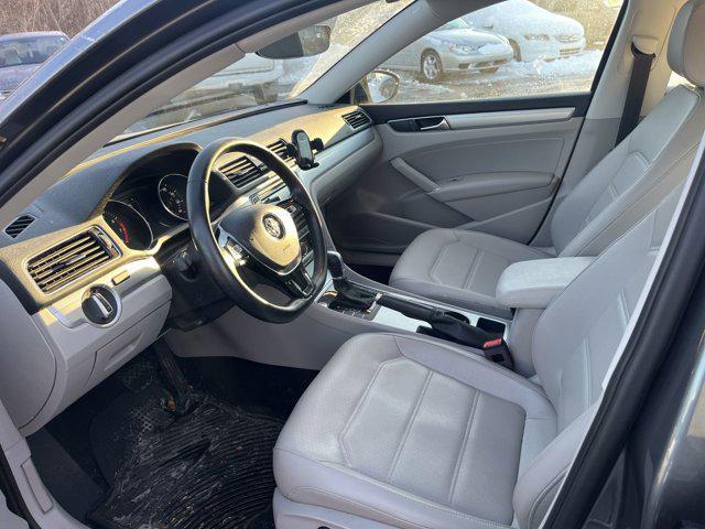 used 2019 Volkswagen Passat car