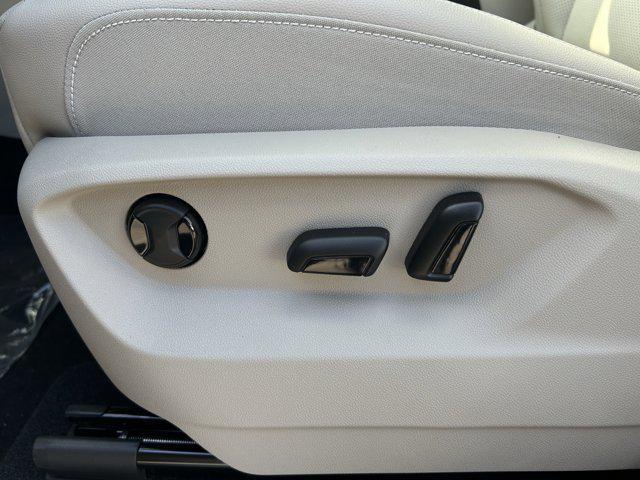 new 2026 Volkswagen Atlas car, priced at $49,365