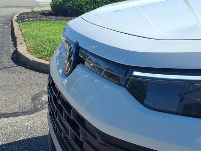 new 2025 Volkswagen Tiguan car, priced at $32,826