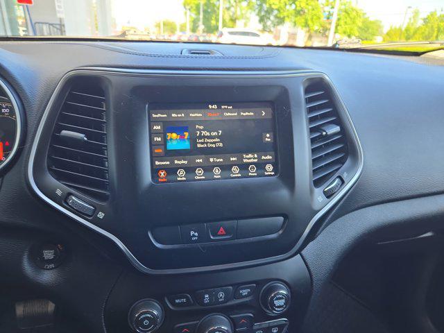 used 2019 Jeep Cherokee car