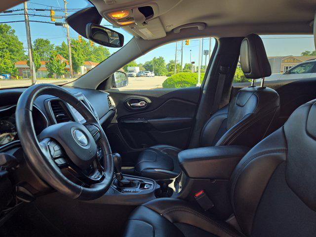 used 2019 Jeep Cherokee car