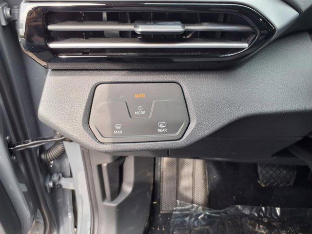 new 2025 Volkswagen ID.4 car, priced at $45,719