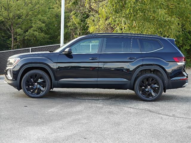 new 2024 Volkswagen Atlas car, priced at $45,297