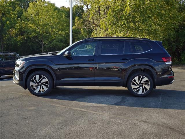 new 2024 Volkswagen Atlas car, priced at $44,785