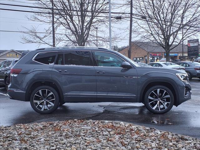 new 2025 Volkswagen Atlas car, priced at $56,761