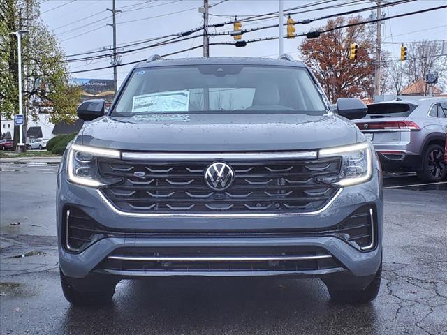 new 2025 Volkswagen Atlas car, priced at $56,761