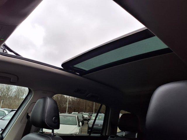 new 2025 Volkswagen Atlas car, priced at $51,531