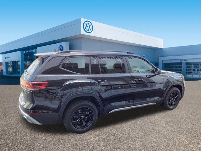 new 2024 Volkswagen Atlas car, priced at $47,976