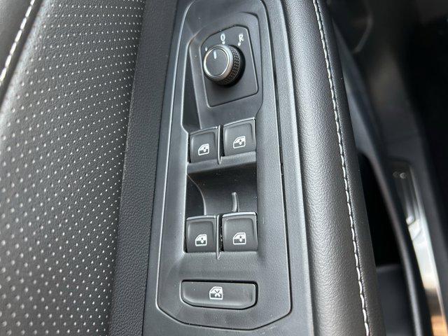 new 2026 Volkswagen Atlas car, priced at $50,218