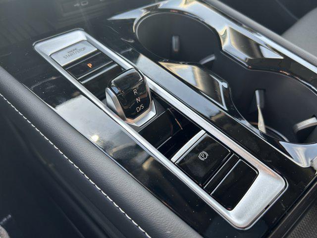 new 2026 Volkswagen Atlas car, priced at $50,218