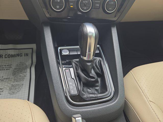 used 2017 Volkswagen Jetta car