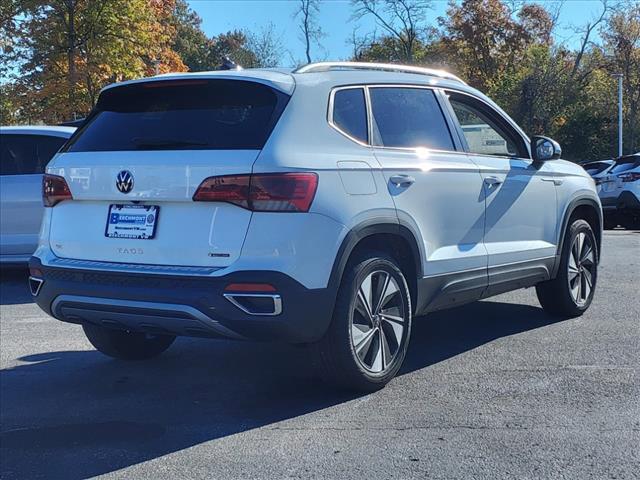 new 2024 Volkswagen Taos car, priced at $31,400