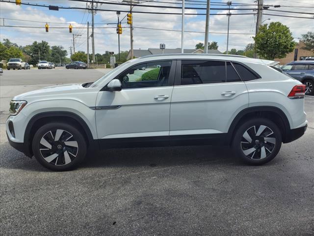 new 2024 Volkswagen Atlas Cross Sport car, priced at $43,565