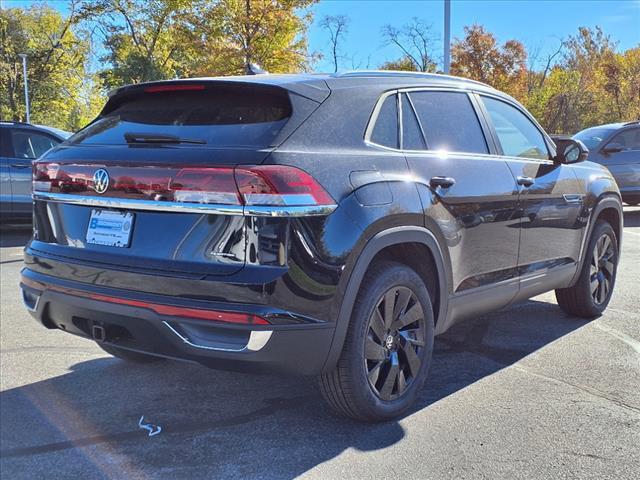 new 2024 Volkswagen Atlas Cross Sport car, priced at $43,981