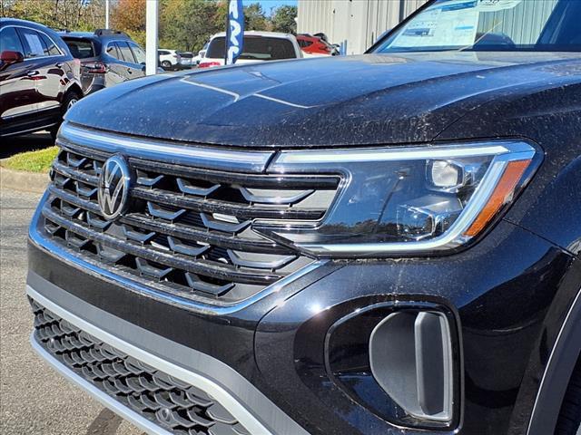 new 2024 Volkswagen Atlas Cross Sport car, priced at $43,981