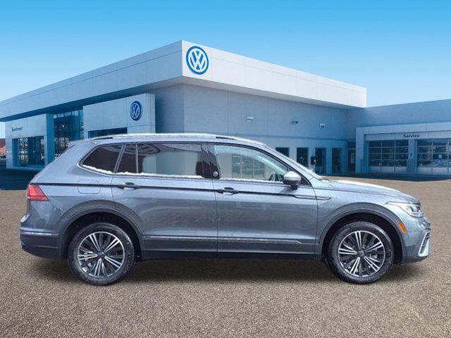 new 2024 Volkswagen Tiguan car, priced at $34,413