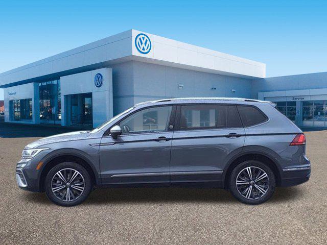 new 2024 Volkswagen Tiguan car, priced at $34,413