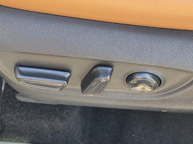 new 2025 Toyota Highlander Hybrid car, priced at $56,963