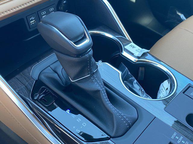 new 2025 Toyota Highlander Hybrid car, priced at $56,963