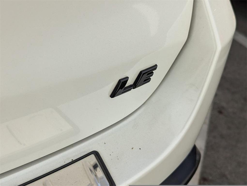 used 2019 Toyota Highlander car, priced at $23,800