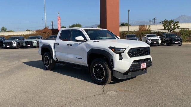 new 2024 Toyota Tacoma Hybrid car