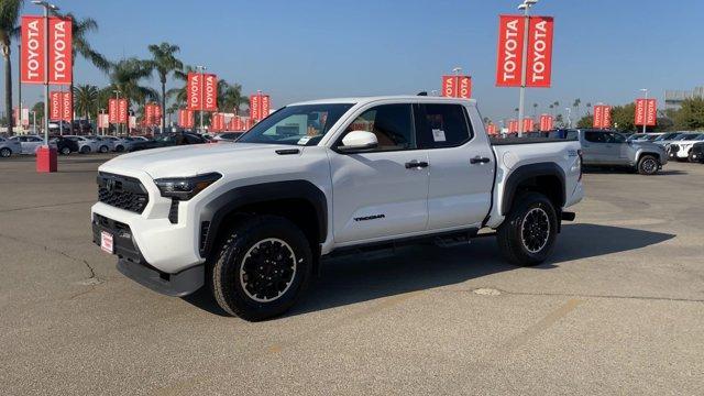 new 2024 Toyota Tacoma Hybrid car