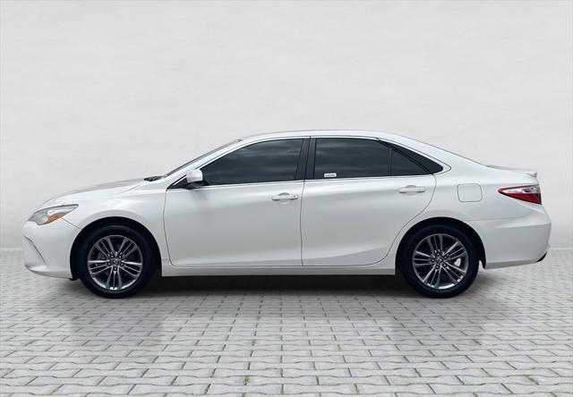 used 2017 Toyota Camry Hybrid car, priced at $15,900