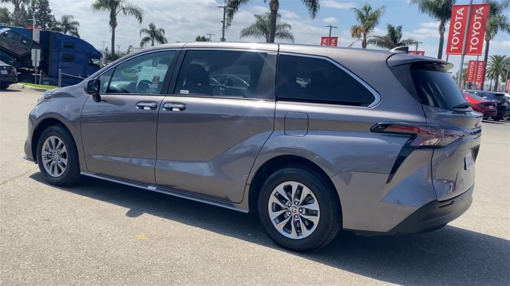 used 2023 Toyota Sienna car, priced at $46,488