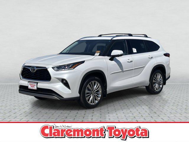 new 2025 Toyota Highlander car, priced at $55,583