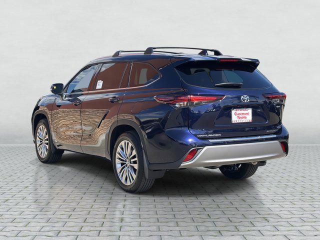 new 2025 Toyota Highlander Hybrid car, priced at $56,963