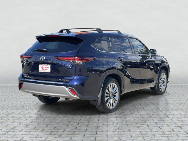 new 2025 Toyota Highlander Hybrid car, priced at $56,963