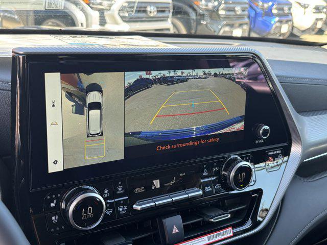 new 2025 Toyota Highlander Hybrid car, priced at $56,963