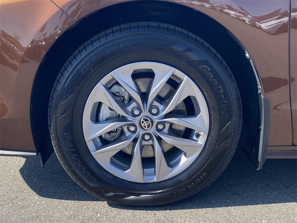 used 2021 Toyota Sienna car, priced at $33,500