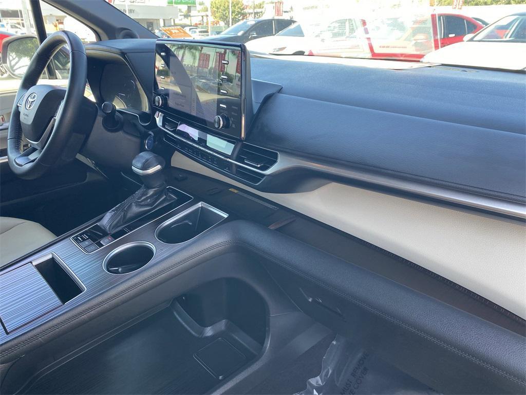 used 2021 Toyota Sienna car, priced at $33,500