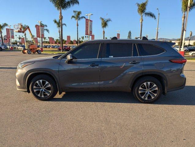 used 2022 Toyota Highlander car, priced at $29,988